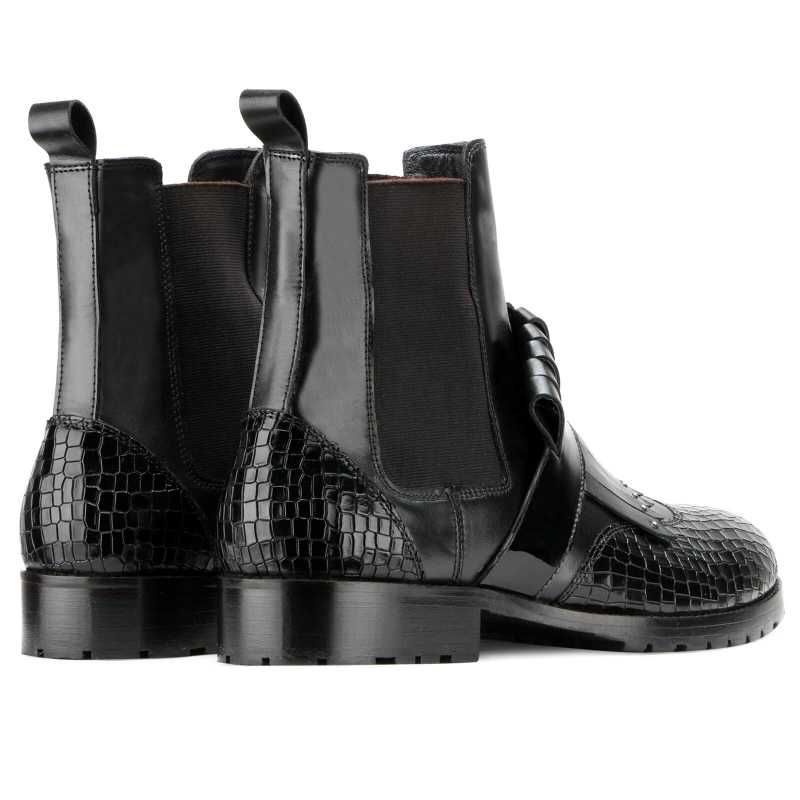 Hopton Chelsea Boots in Black