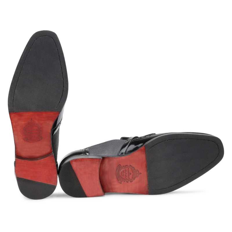 Marco Textured Kiltie Buckled Loafers in Black