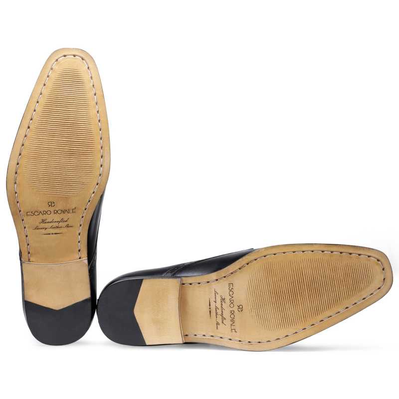 Merlin Wingtip Derby Shoes in Black