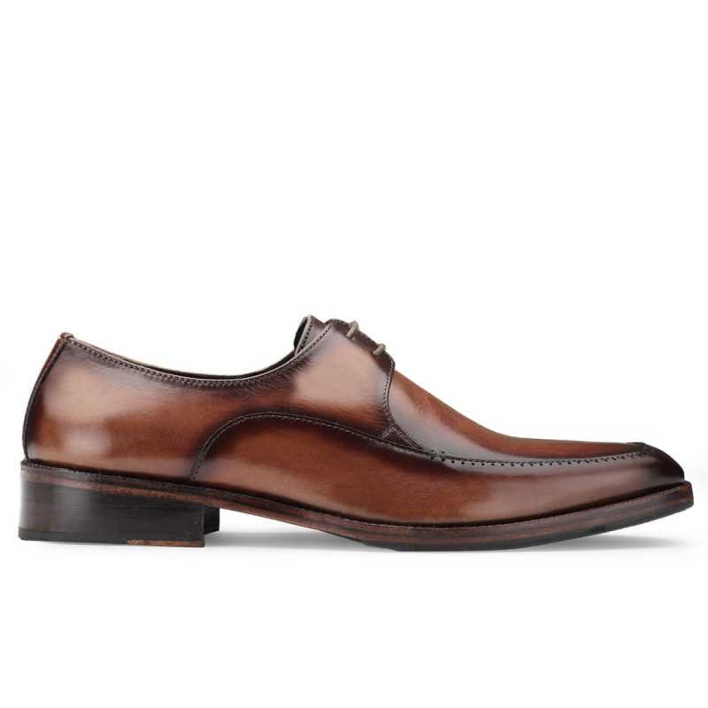 Duncan Classic Derby Shoes in Tan