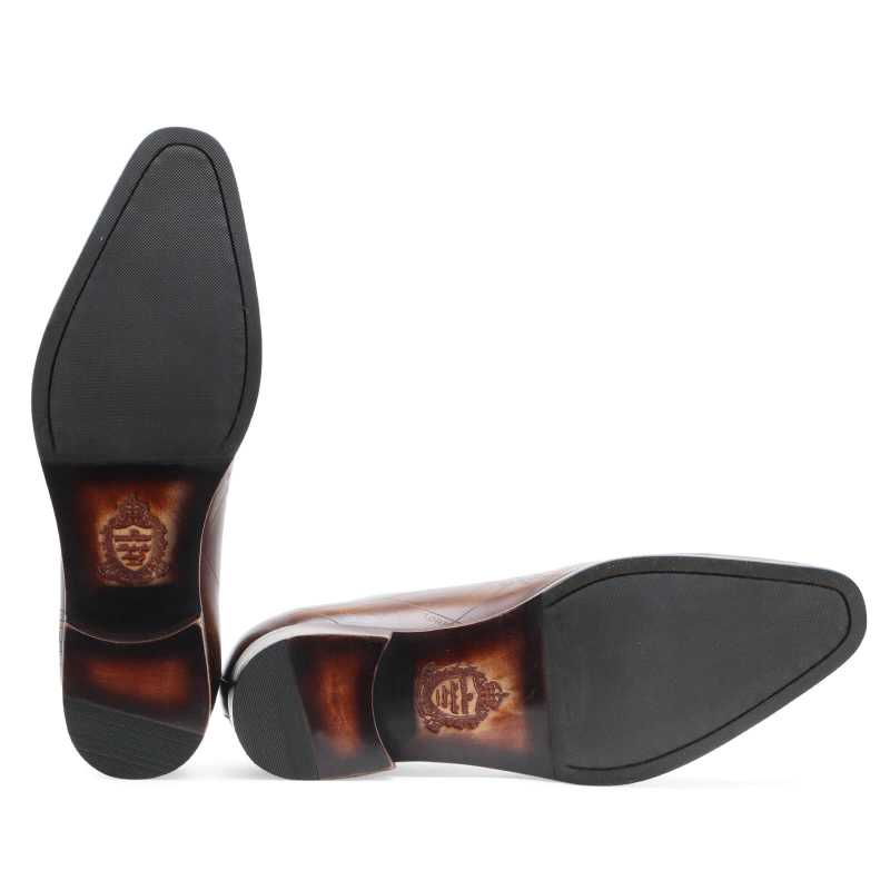 Grit Wholecut Oxfords in Brown