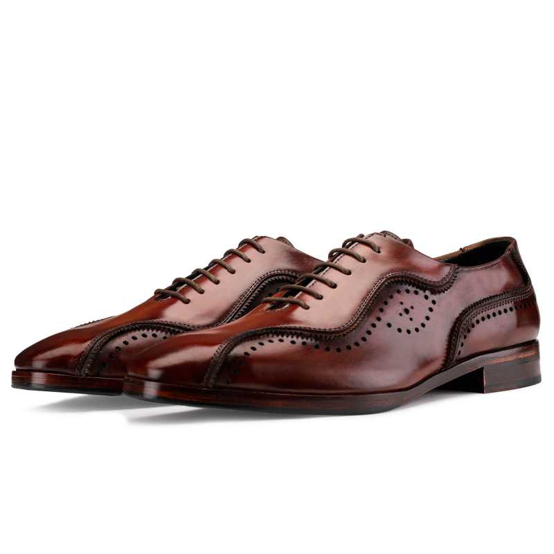 Earl Wavy Patina Oxford Shoes in Wine
