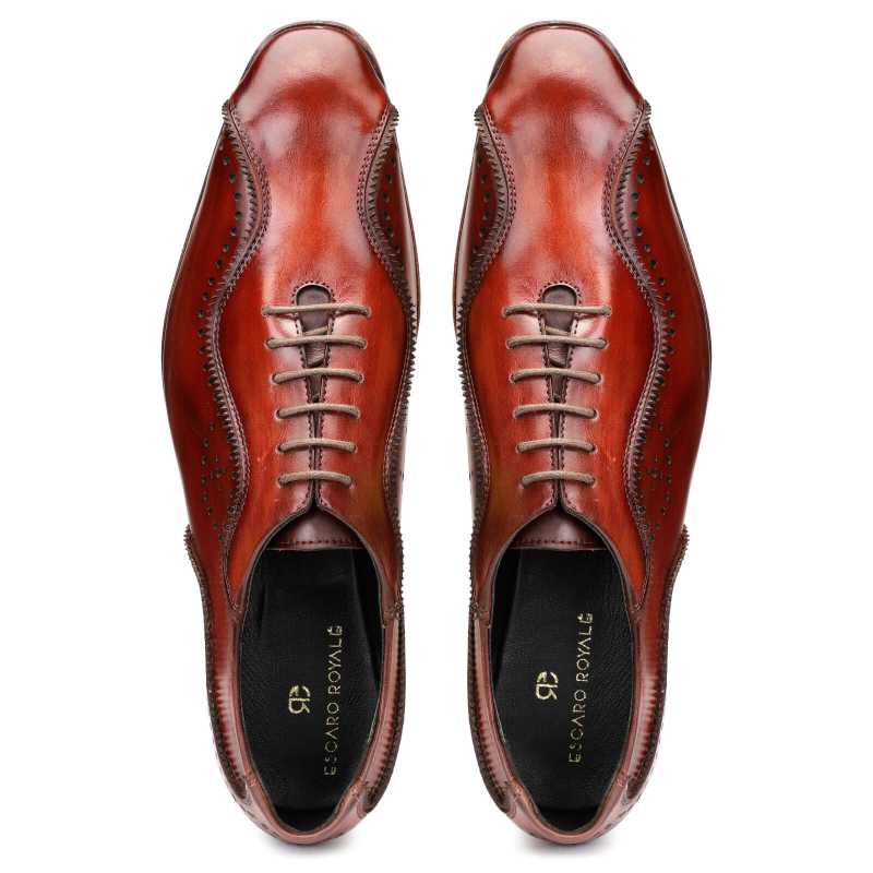 Earl Wavy Patina Oxford Shoes in Wine