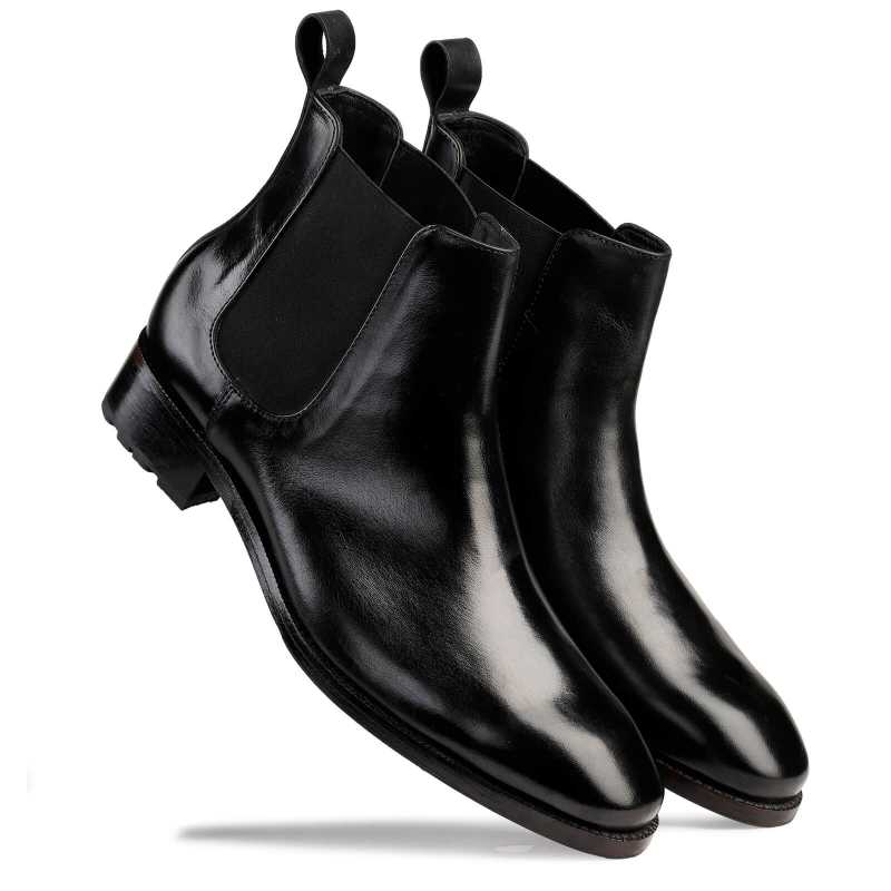 Goldbrow Chelsea Boots in Smooth Black