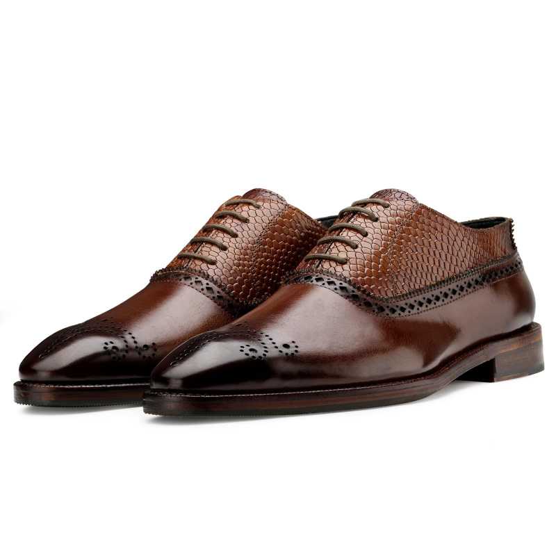 Mooney Patina Oxfords in Brown