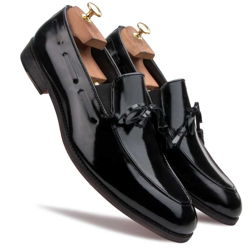 Russel High-Gloss Bowtie Tassel Loafers in Black