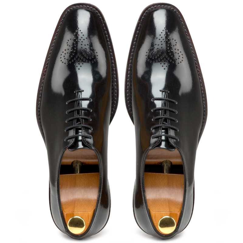 Medallion Wholecut Oxfords in Black