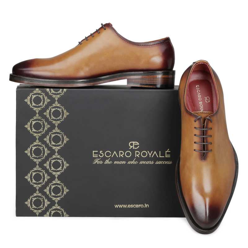 Wholecut Pinch-Toe Oxfords in Tan