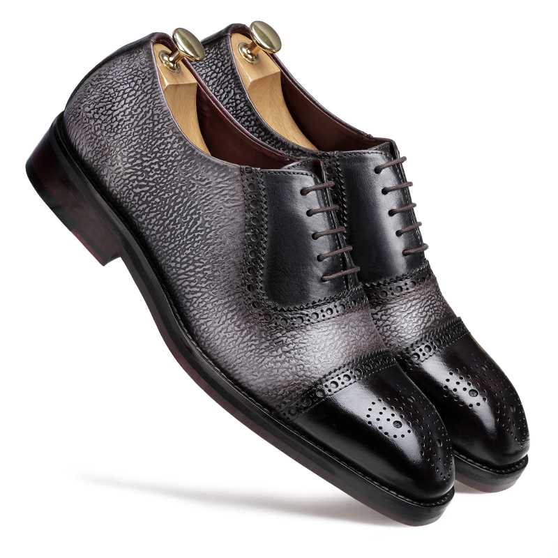 Coppa Two-Textured Toecap Oxfords in Black-Gray