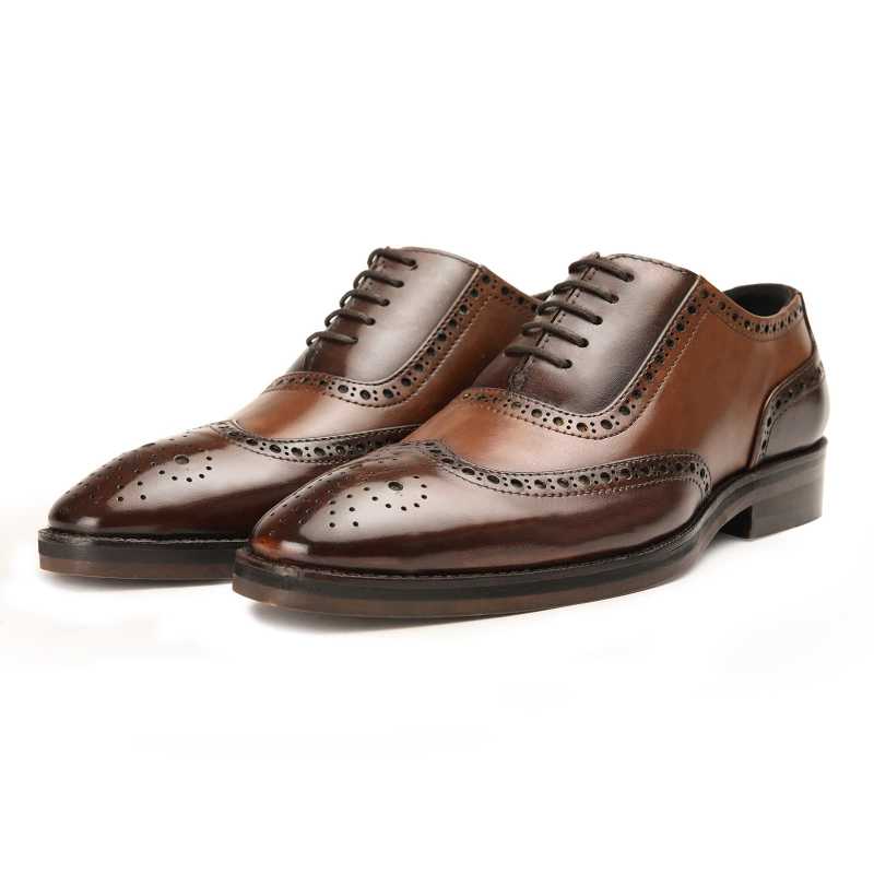 The London Wingtip Brogues In Brown-Tan