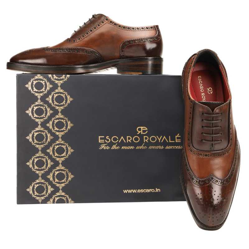 The London Wingtip Brogues In Brown-Tan
