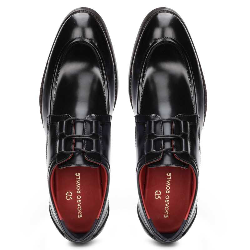 Valentin Derby Shoes in Black