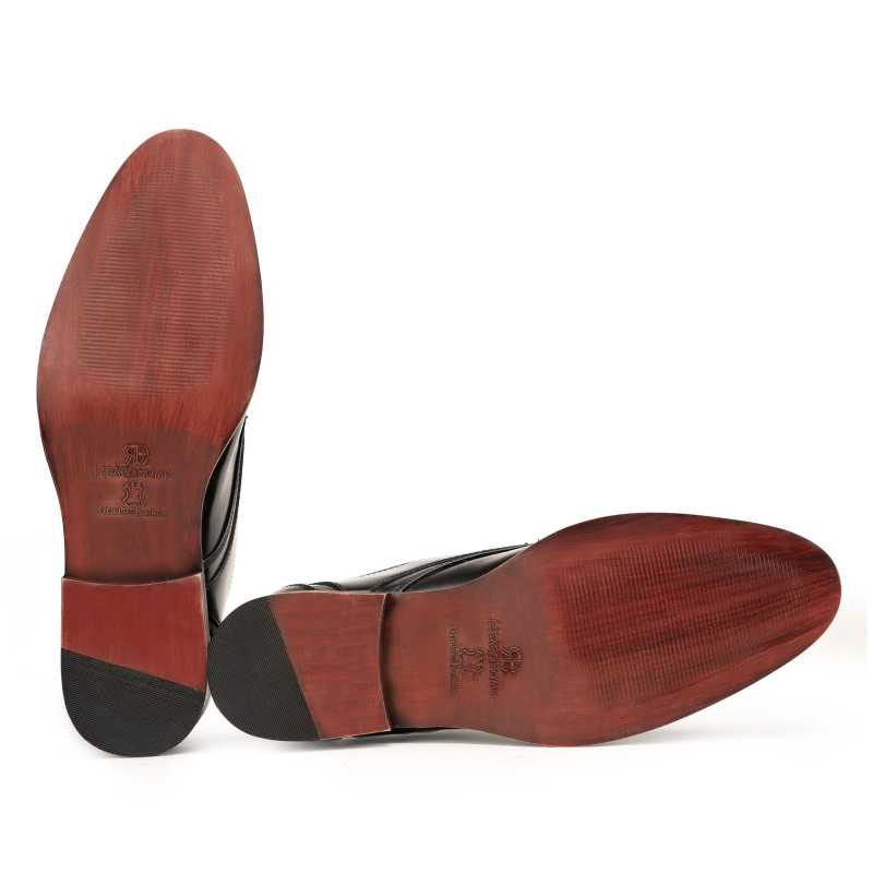 Valentin Derby Shoes in Black