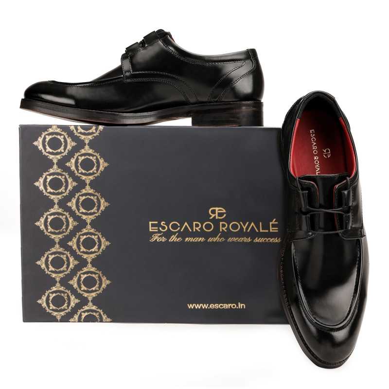 Valentin Derby Shoes in Black