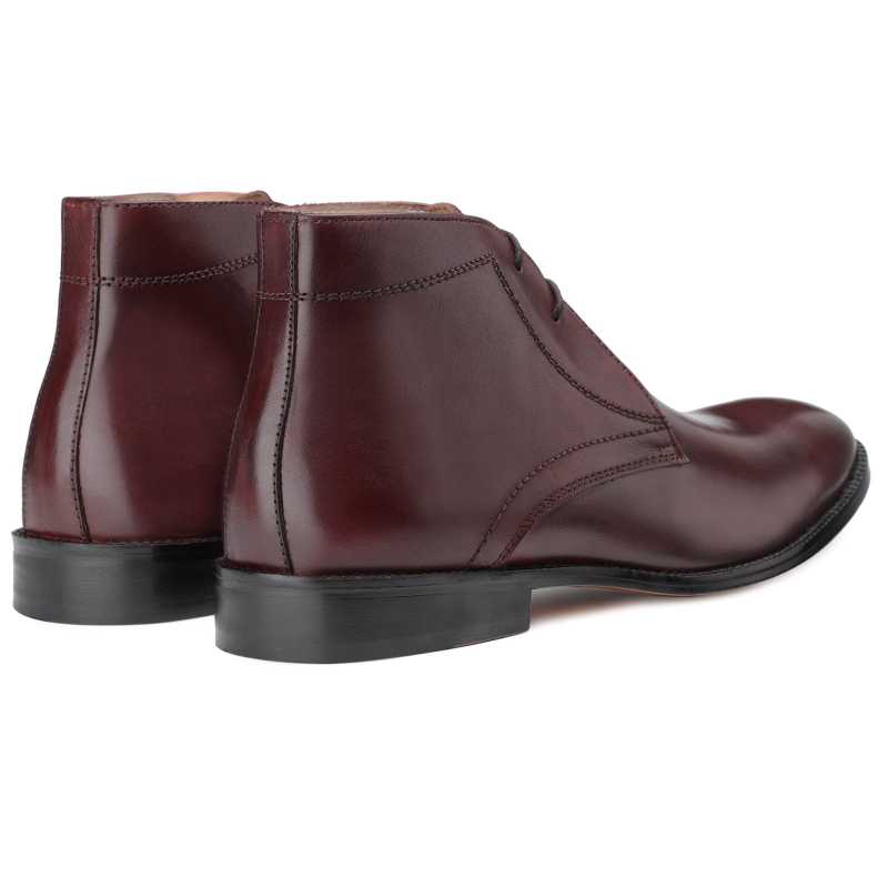 Munich Chukka Boots In Cognac