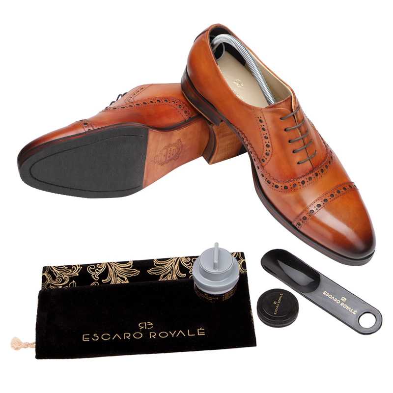 Vienna Classic Toecap Oxfords In Tan
