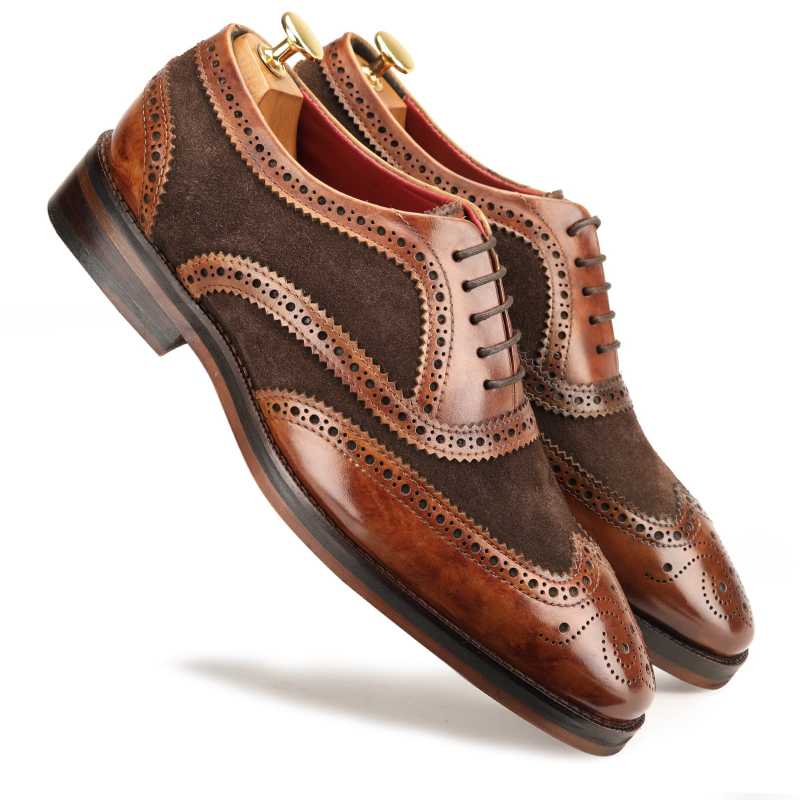 The London Wingtip Brogues in Brown
