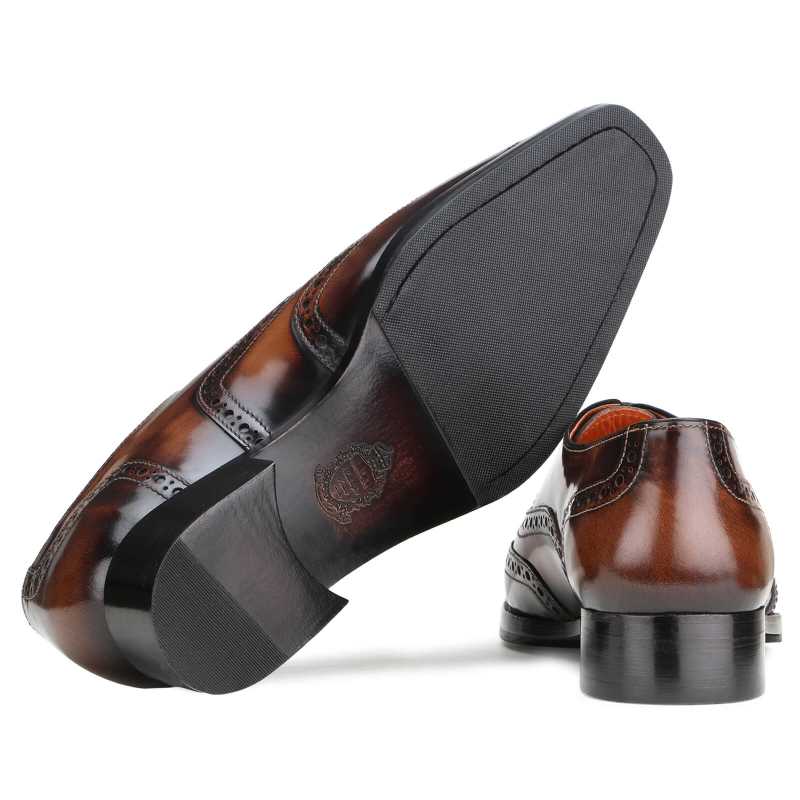 Windsor Burnished Brogues in Brown