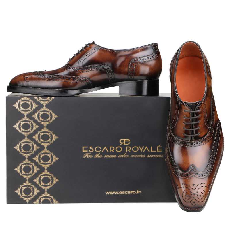 Windsor Burnished Brogues in Brown