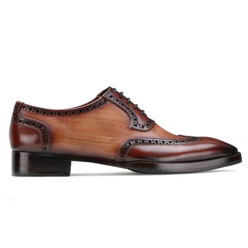 Lance Wingtip Brogues in Brown
