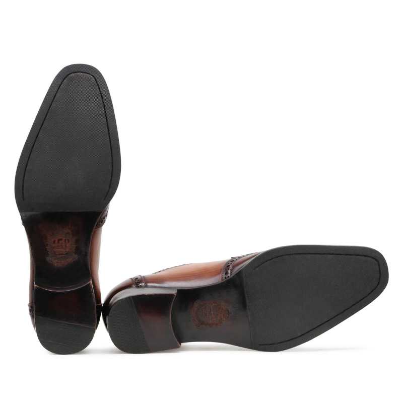 Lance Wingtip Brogues in Brown
