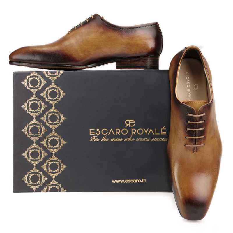 The Leonardo Wholecut Oxford In Tan