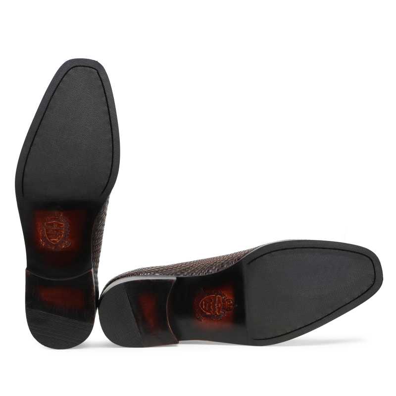 Boone Weaved Wholecut Oxfords in Brown