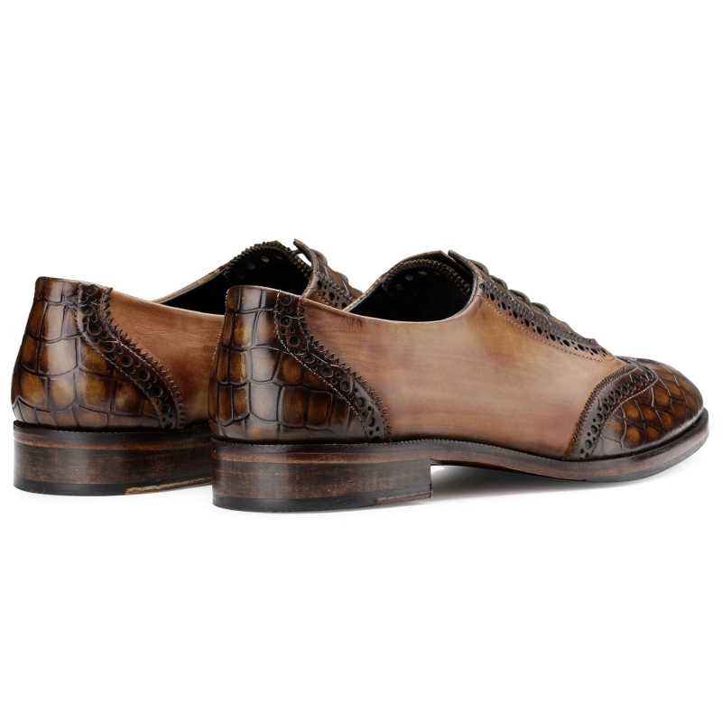 The Magellan Oxford in Tan