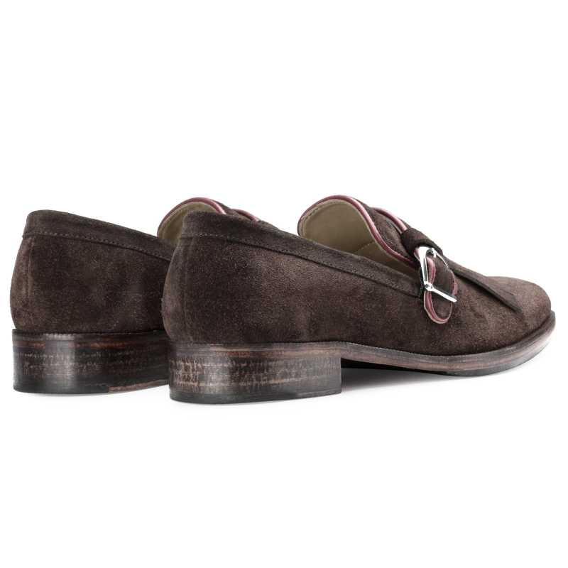 Edmund Kiltie Loafers In Brown Suede