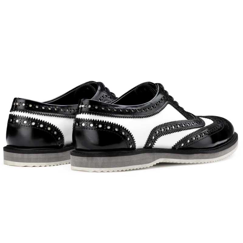 Golf Designer Brogue In Black White