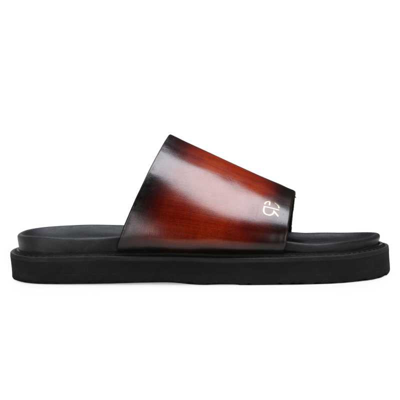 The Clarke Sliders in Patina Cognac