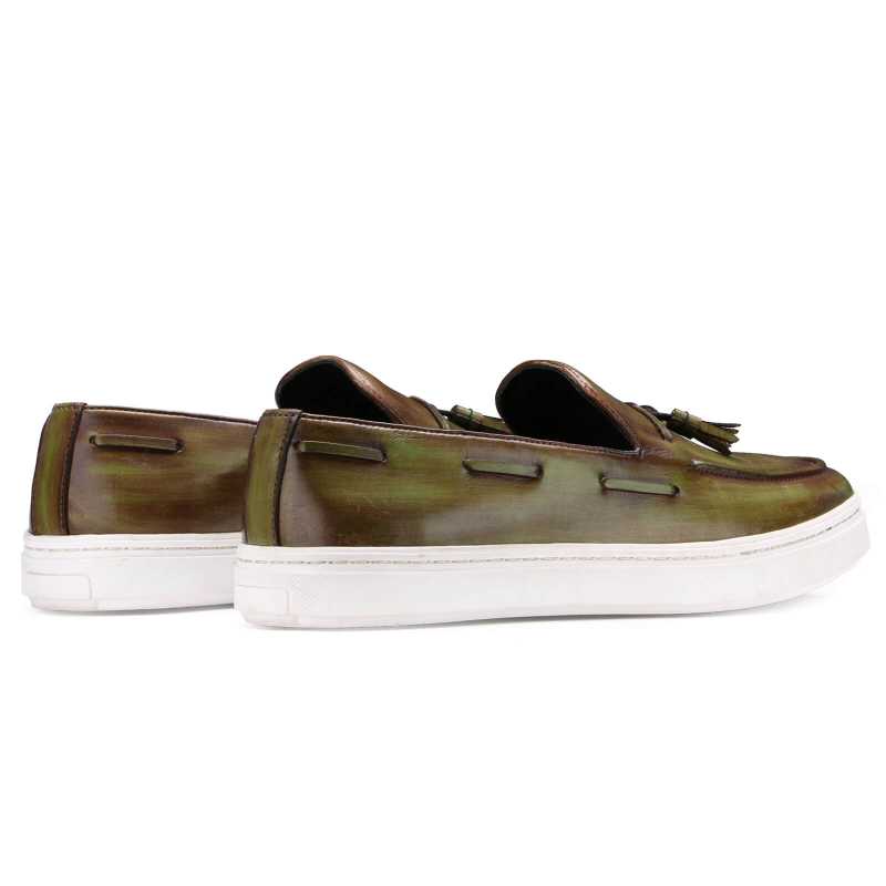 Riddler Tassel Sneakers in Olive