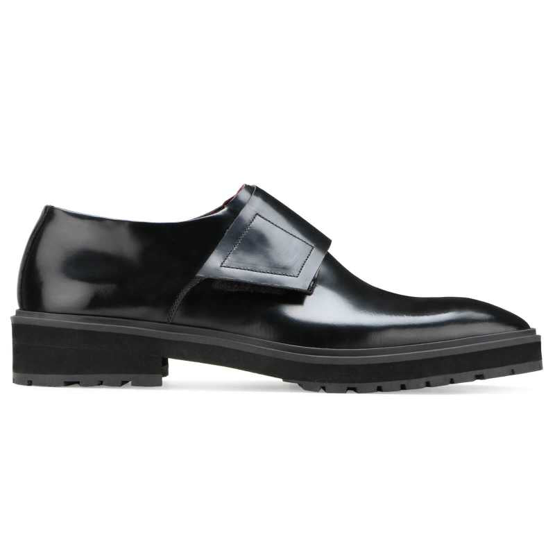 Marksman Lightweight Velcro Strap Shoes in Black