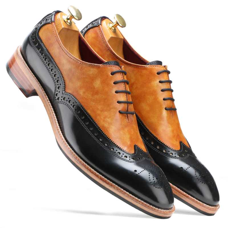 Branden Wingtip Oxfords in Tan-Black