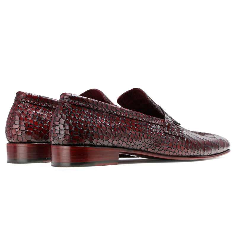 Reed Sleek Penny Loafers in Burgundy