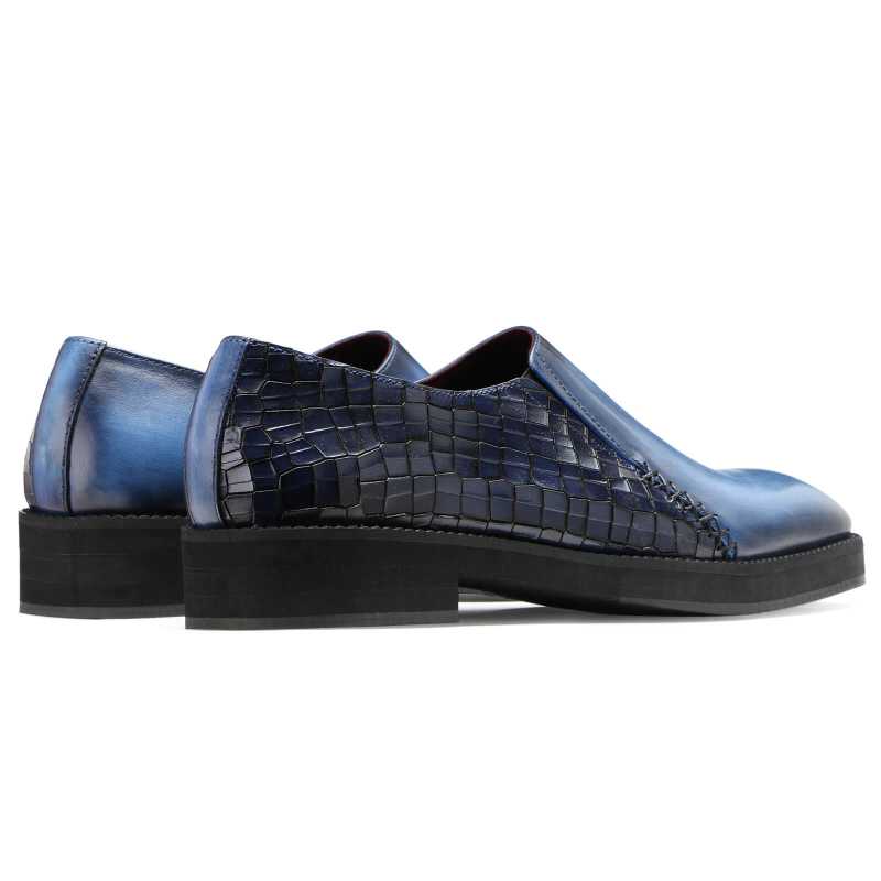 Garner Lightweight Loafers in Blue