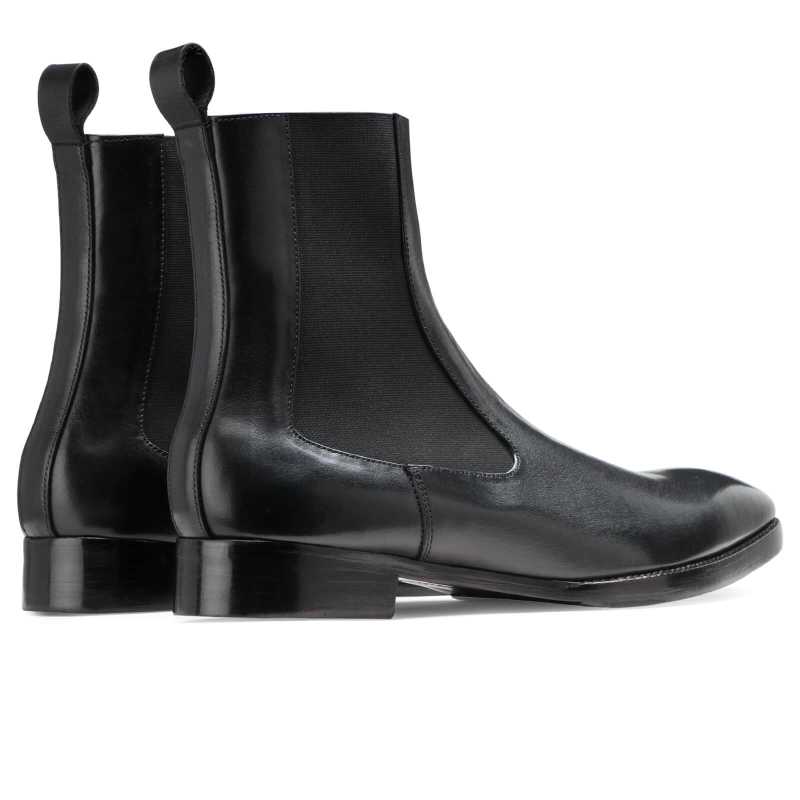 Sable Italian Chelsea Boots in Black
