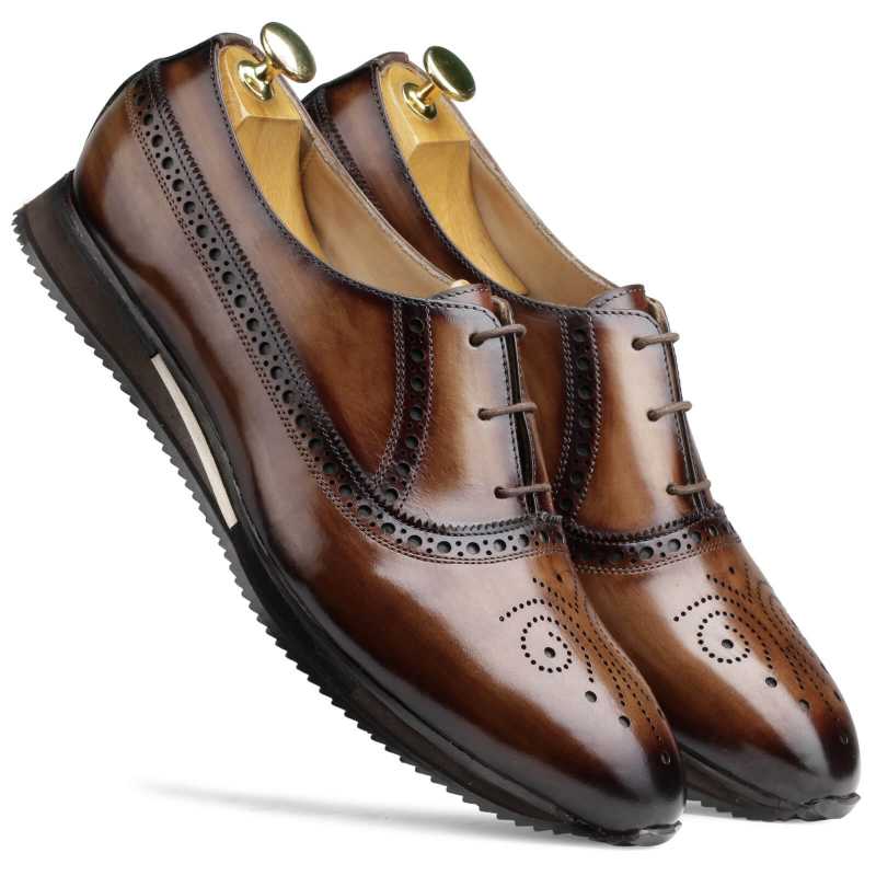 Roland Oxford Sneakers in Brown - Main Image