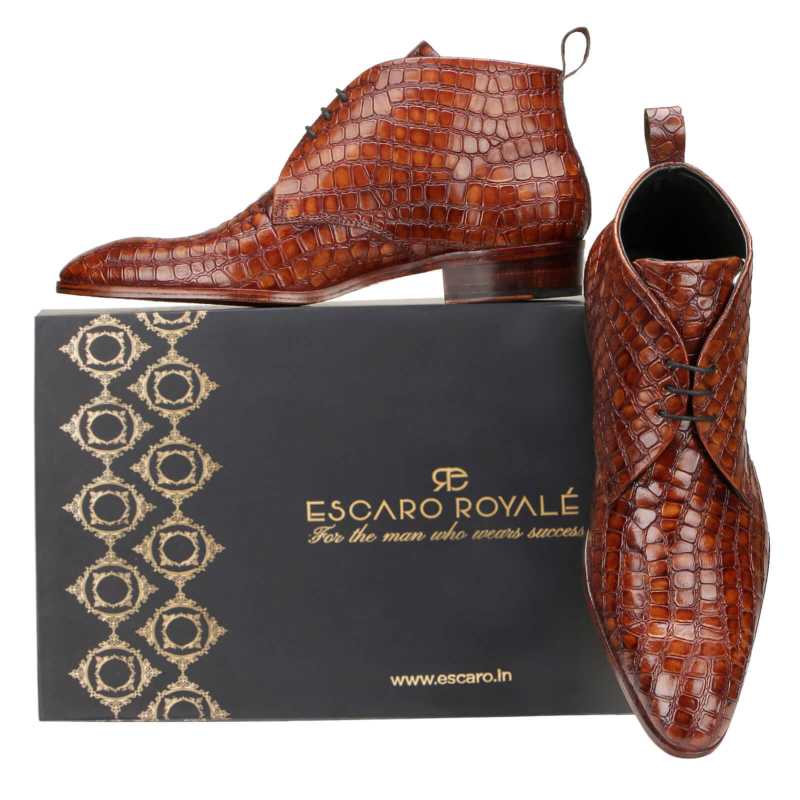 Optimus Chukka Boots In Patina Cognac