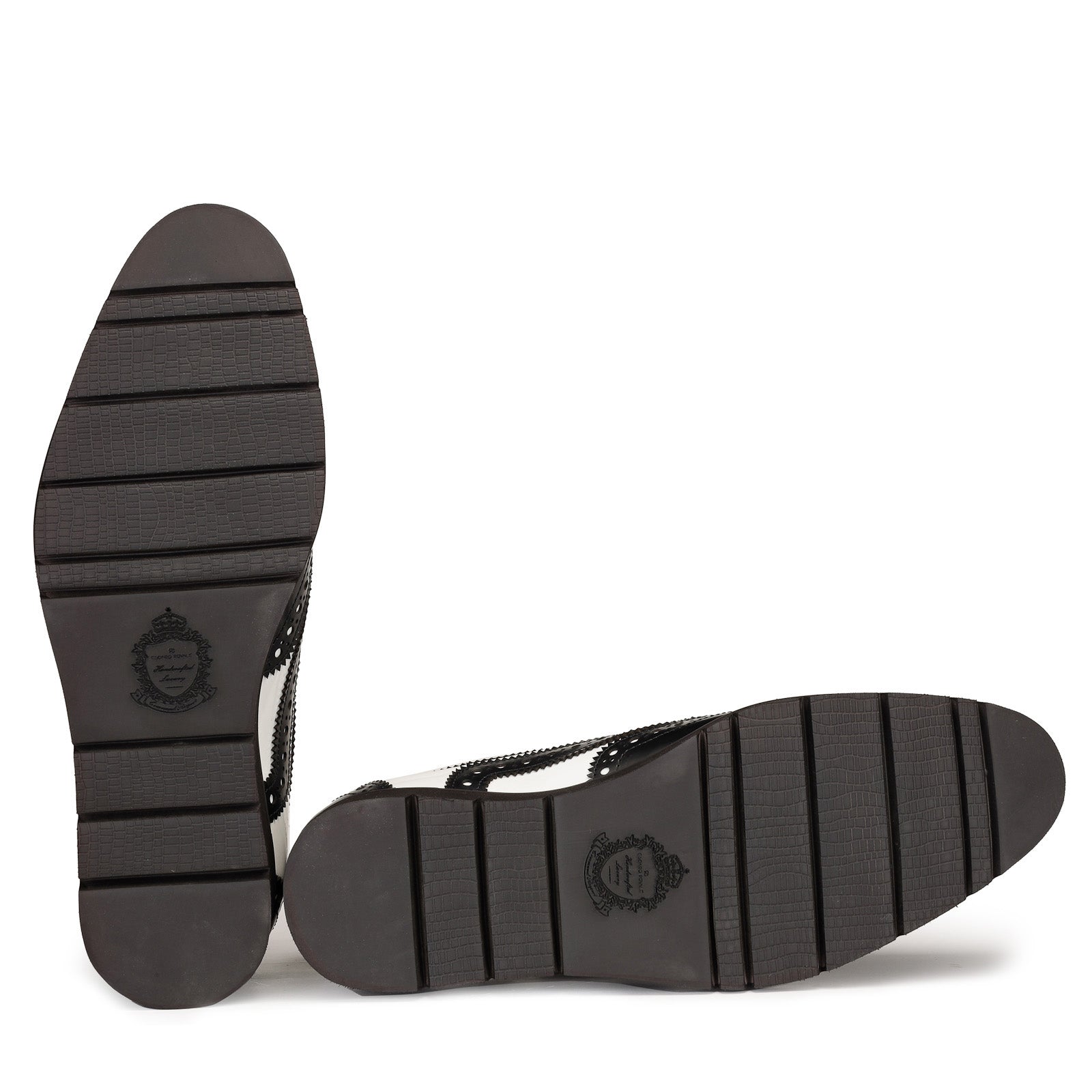 Ligero Golf-Style Black-White Oxford Shoes