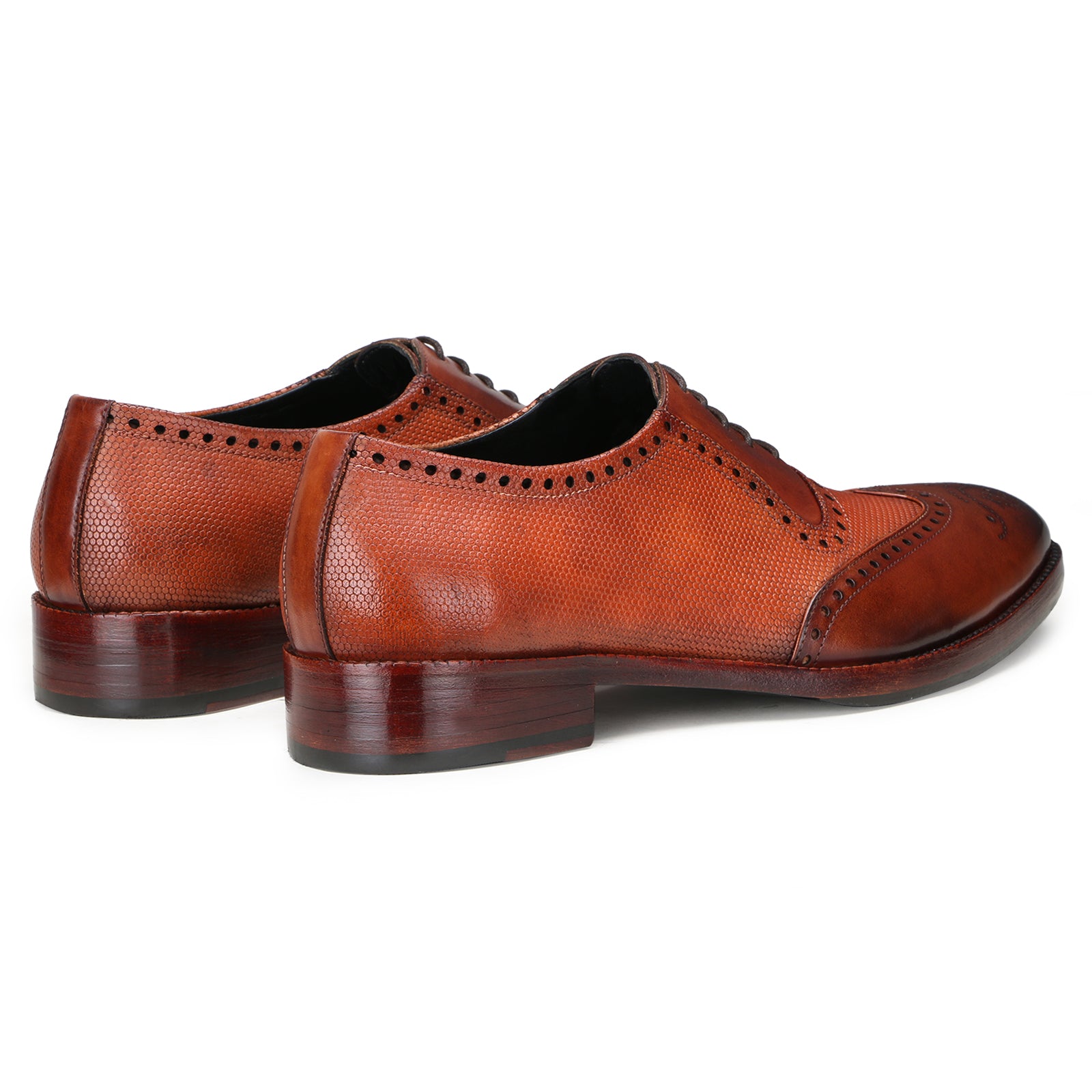 Montford Wingtip Oxfords Shoes in Brown-Tan