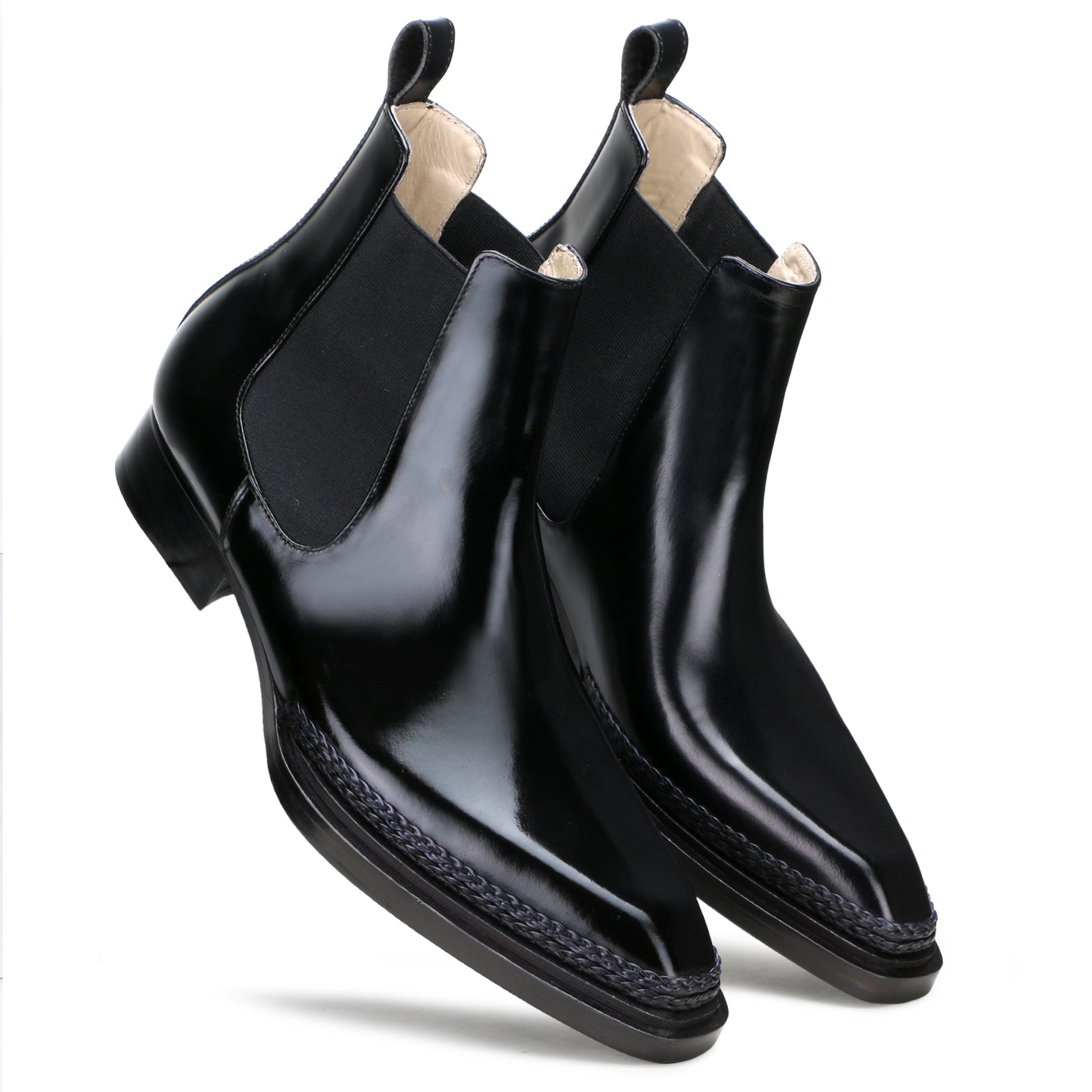 Dominion Chelsea Boots with Taper Toe in Black