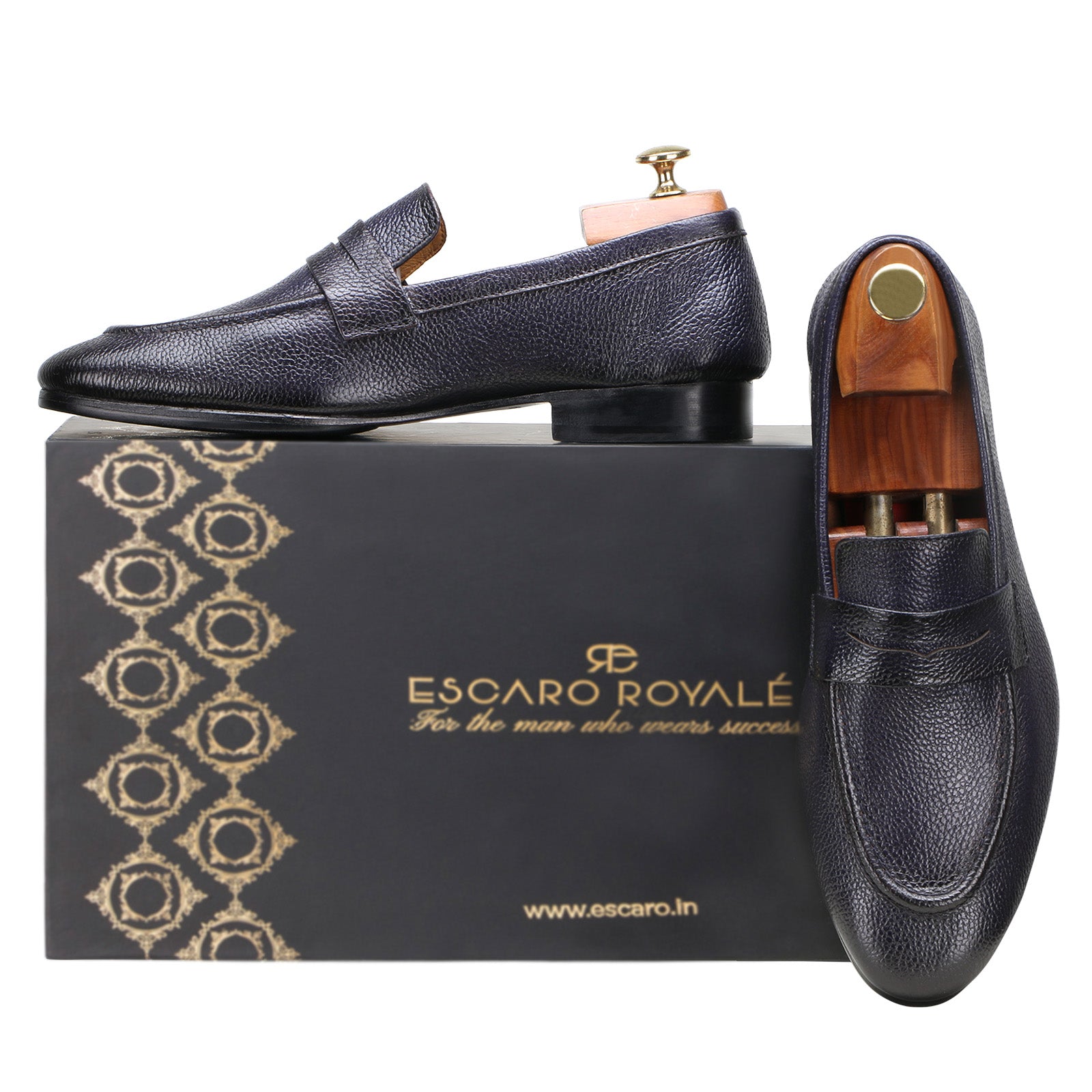 Oliver Sleek Unlined Loafers in Blue