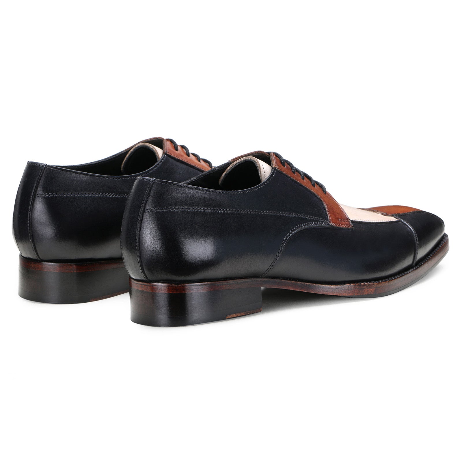 Escaro Royale Evokes Leather shoes for Men