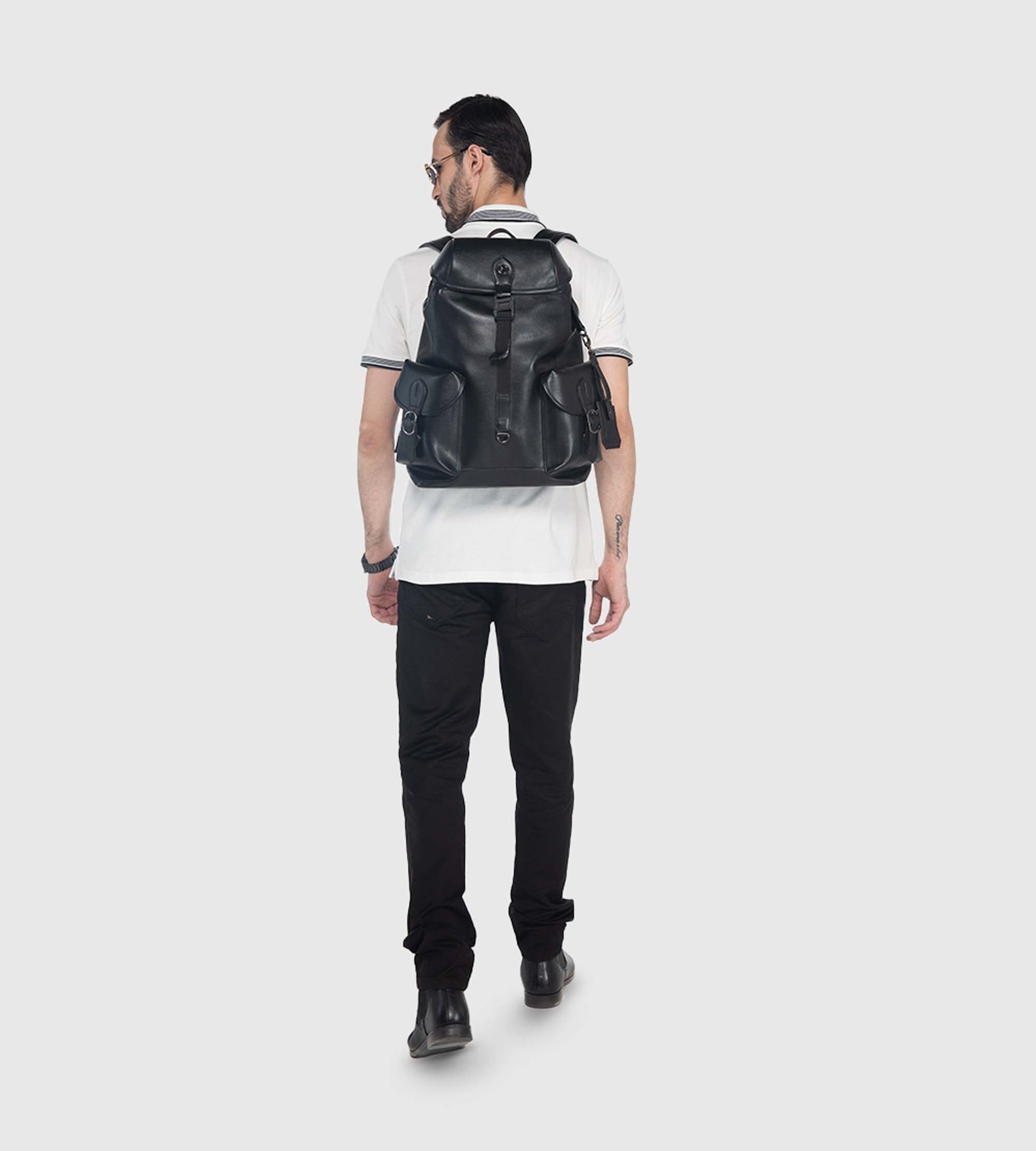 Noir Magnetic Lock Laptop Backpack- Black