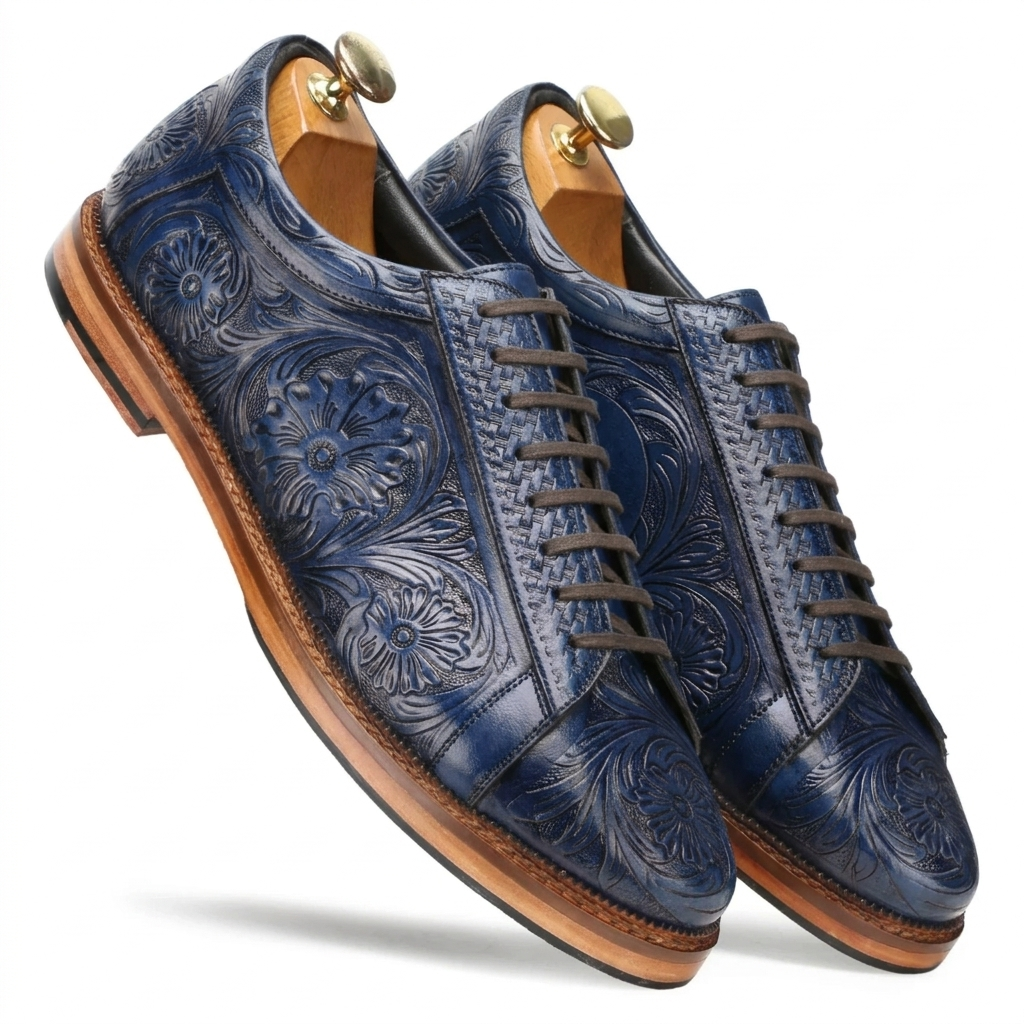 Strumento Handtooled Derby in Navy Blue