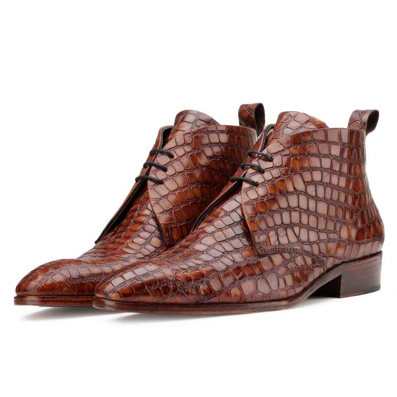 Optimus Chukka Boots In Patina Cognac