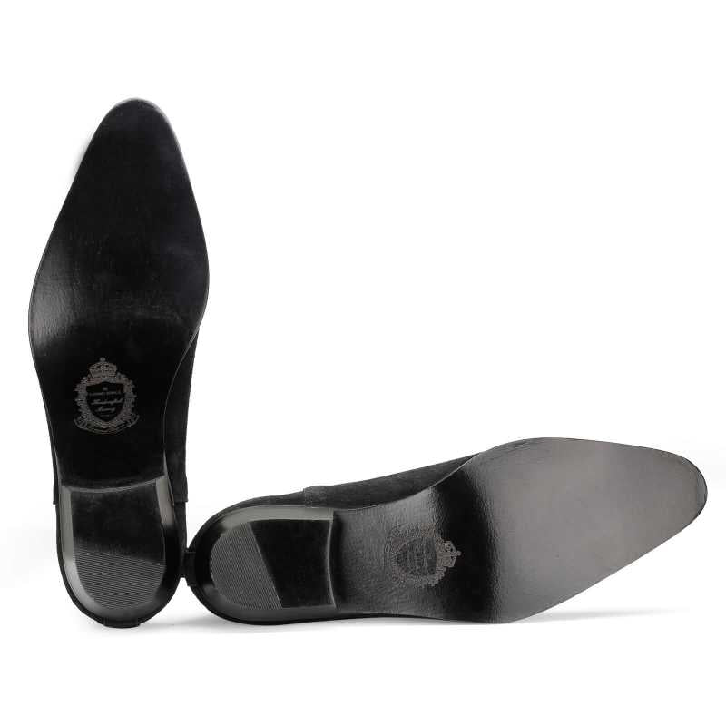 Iceman Chelsea Boots In Black Suede