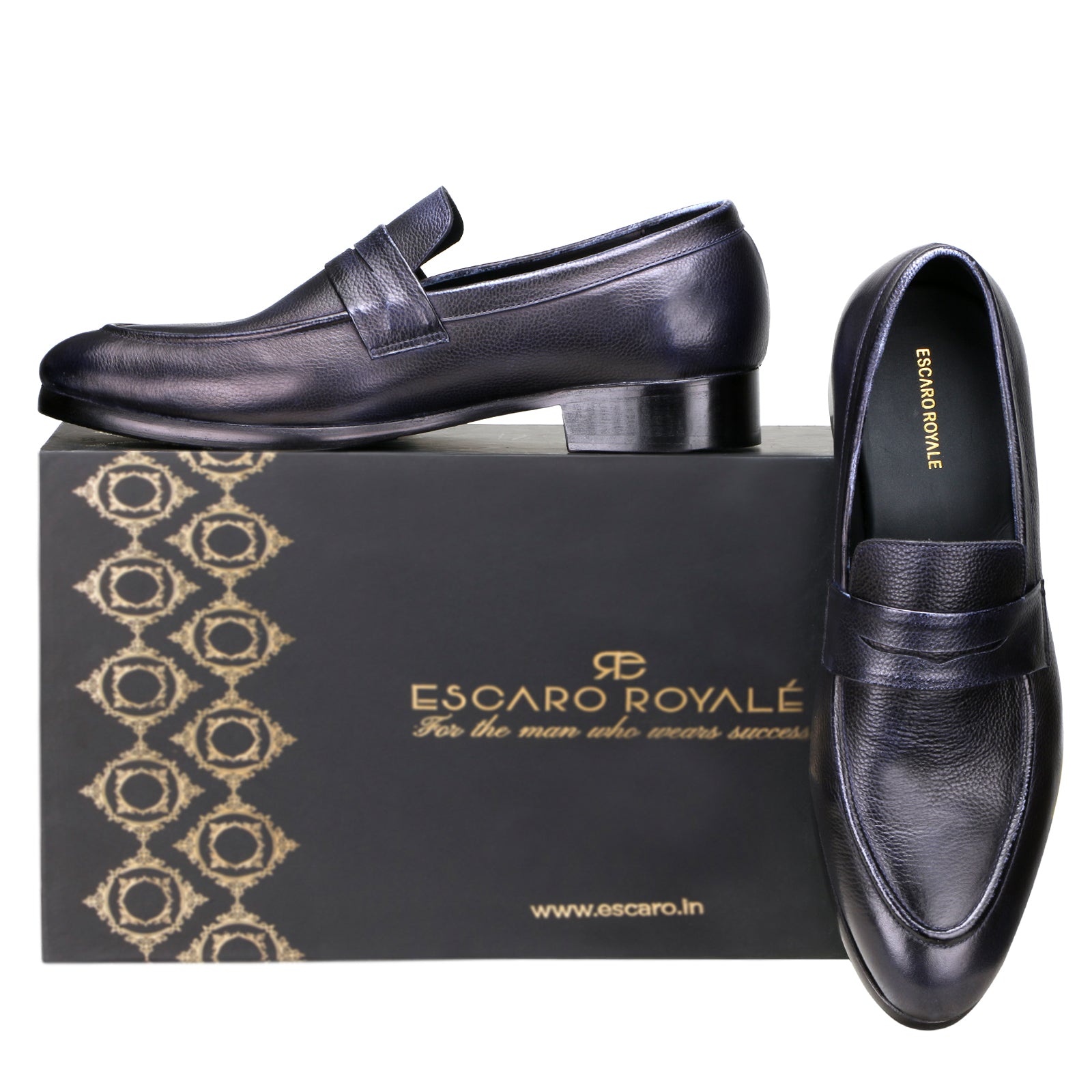 Oliver Sleek Unlined Loafers in Blue