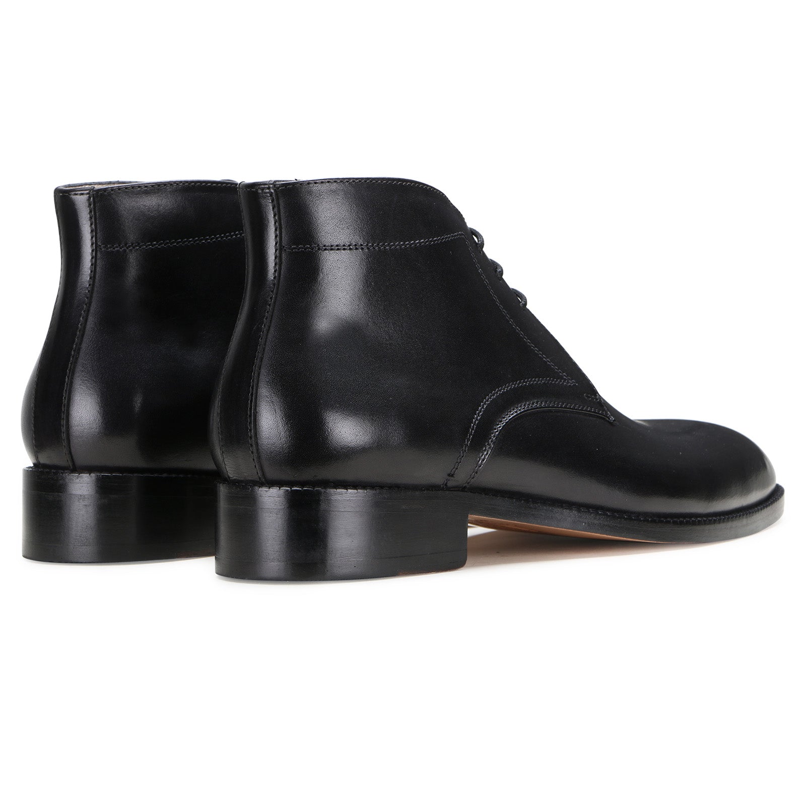 The Munich Chukka Boots In Black
